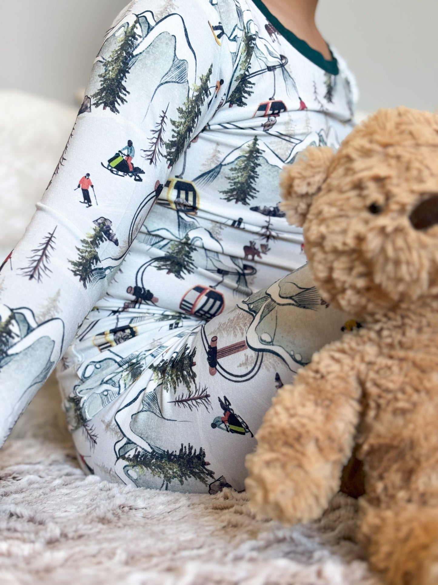 Ski-sons Greetings 2 Piece Pajama Set
