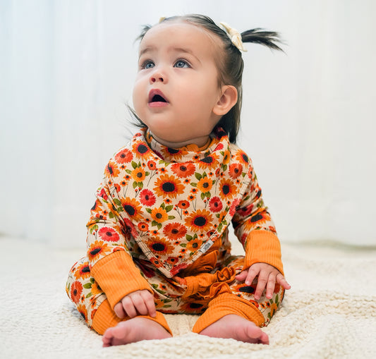 Here Comes the Sun Ribbed Bib