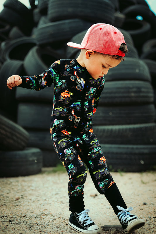 MONSTER Trucks Snoozer