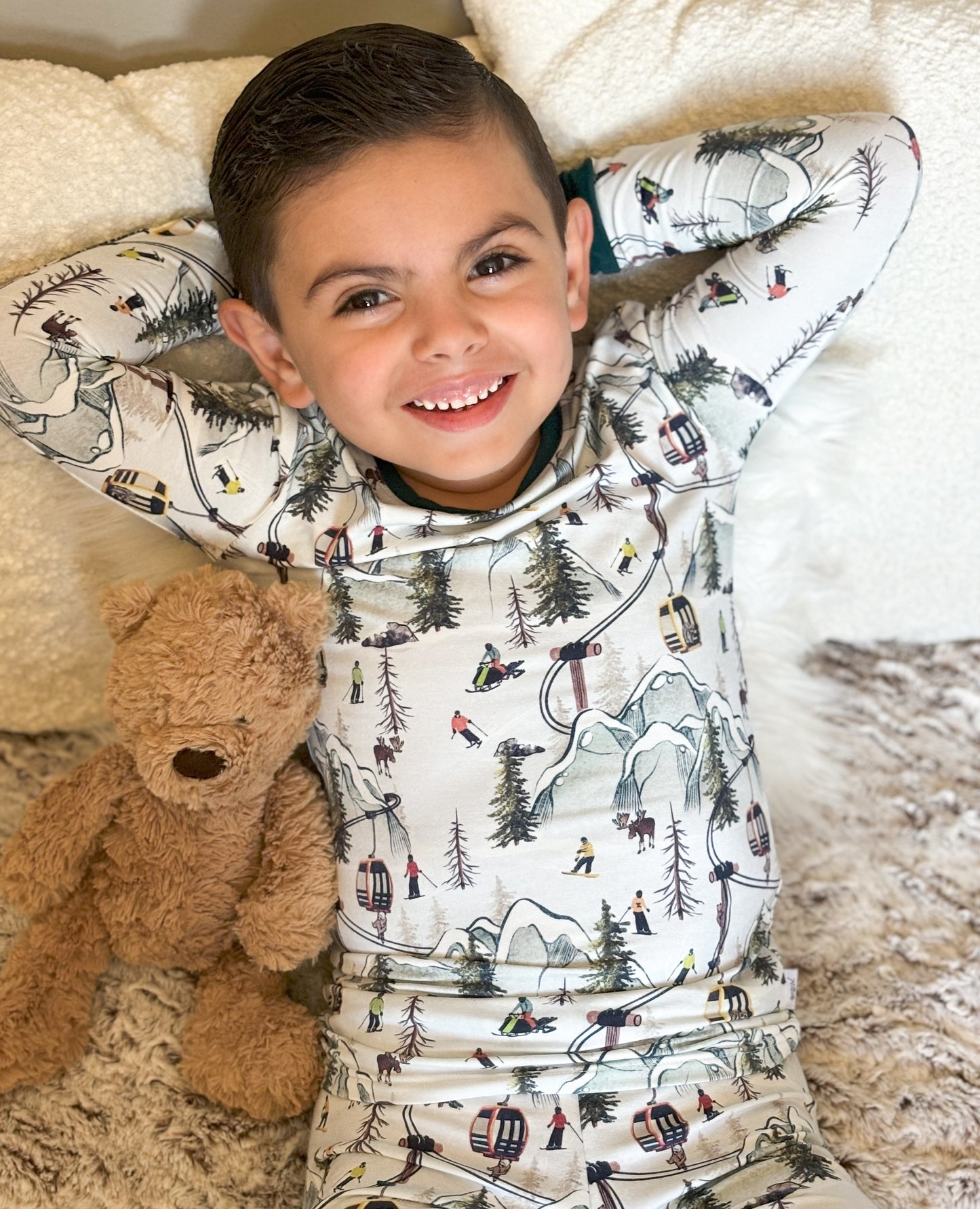 Ski-sons Greetings 2 Piece Pajama Set