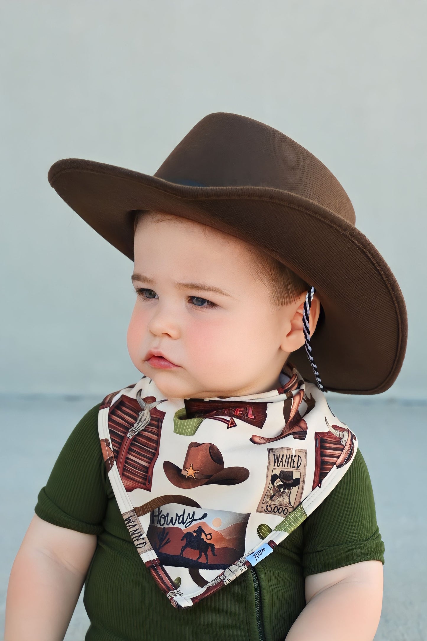 Outlaw Bib