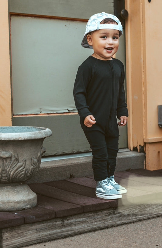 Midnight Ribbed Snoozer