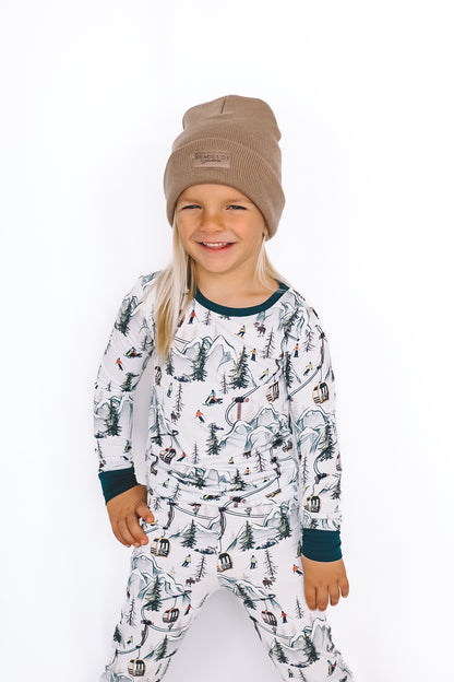 Ski-sons Greetings 2 Piece Pajama Set