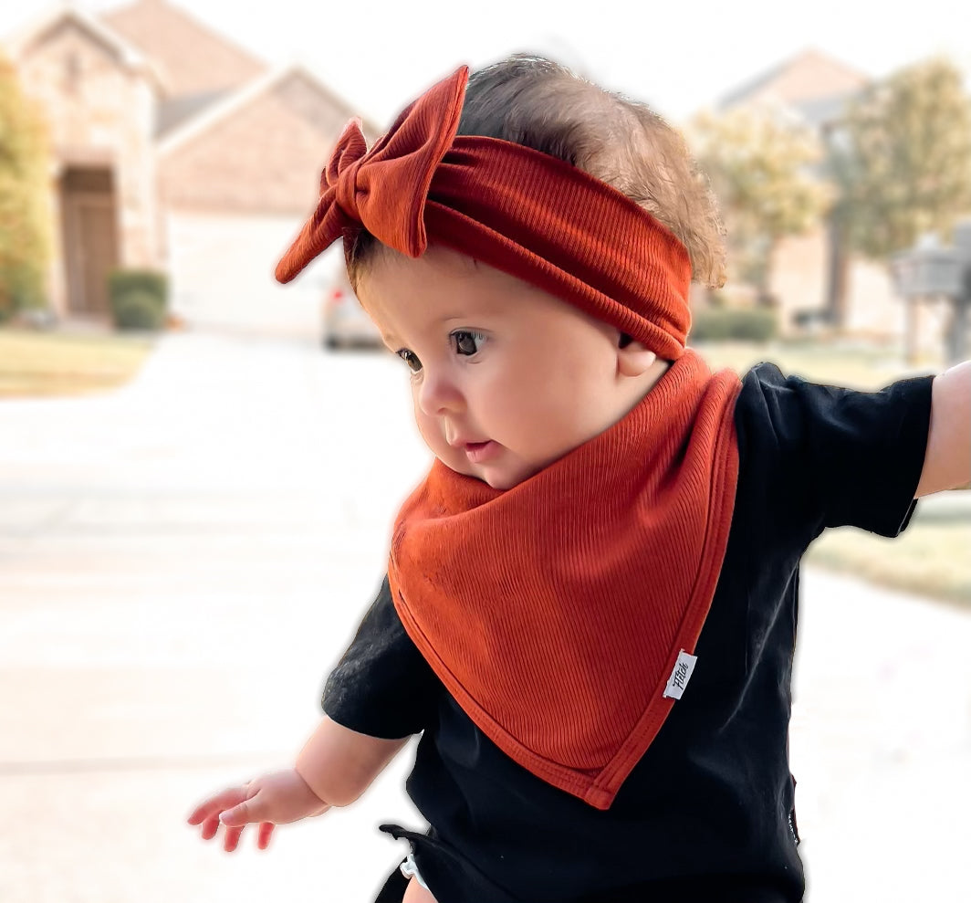 Terracotta Ribbed Bib