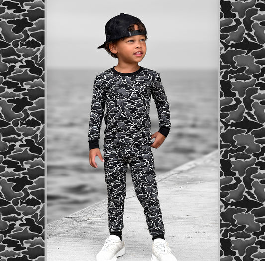 Deep End 2 Piece Pajama Set