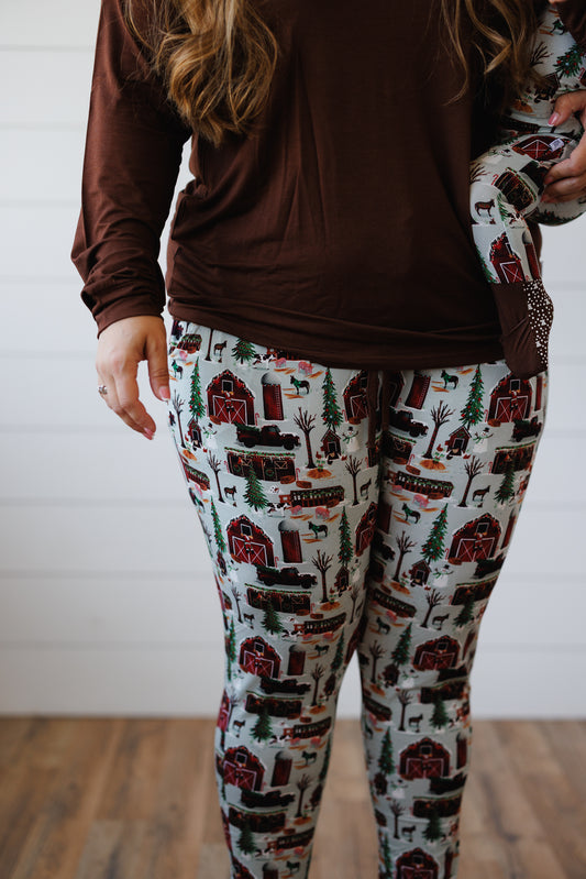 Homegrown Holidays Adult Joggers
