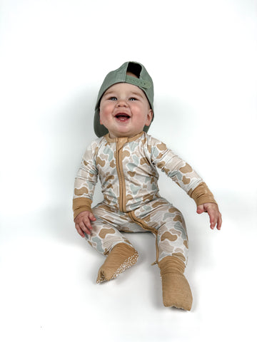 Neutral Desert Camo Snoozer