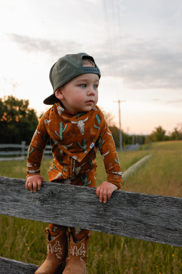 Nash Bib