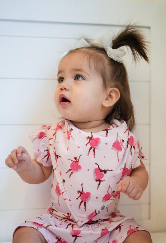 Love on Pointe Bib