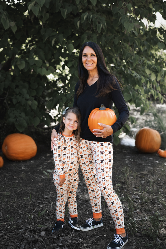Boo-tiful Bows Adult Joggers