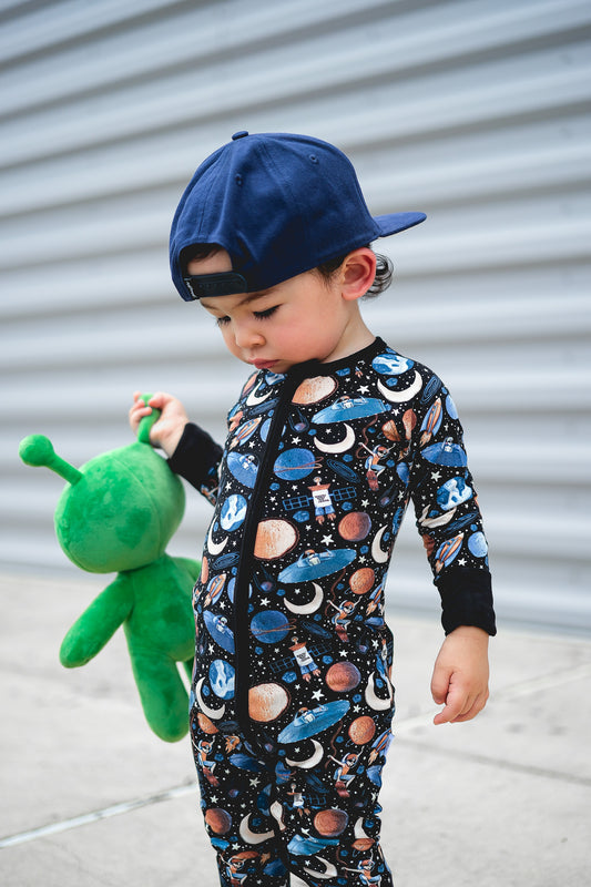 U.F. Bros Snoozer