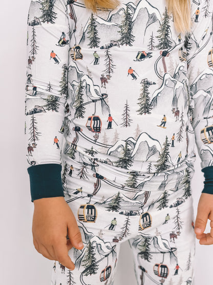 Ski-sons Greetings 2 Piece Pajama Set