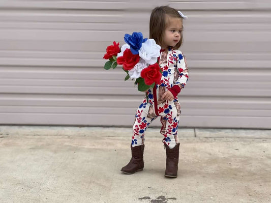 Red, White, & Boots Snoozer