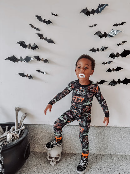 Fangtastic Treats 2 Piece Pajama Set *