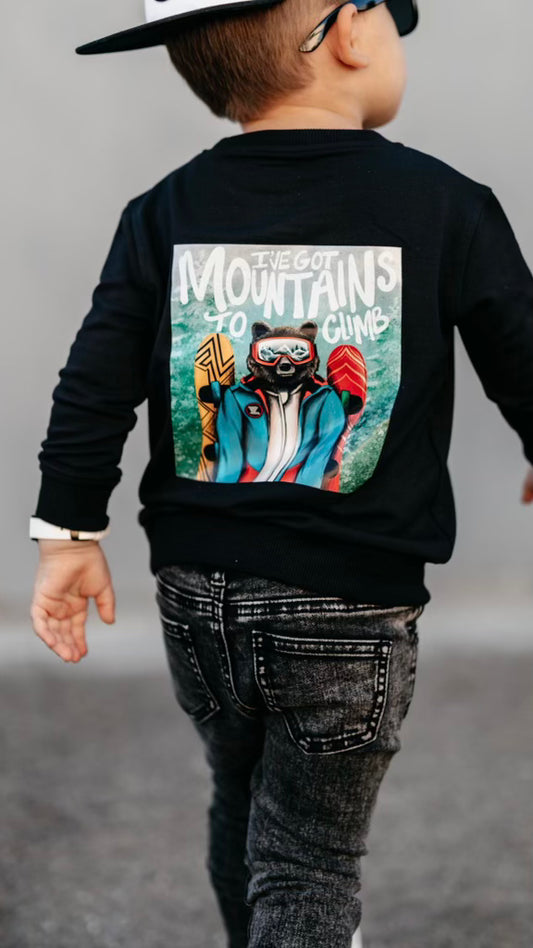 Mountains To Climb Pullover Top